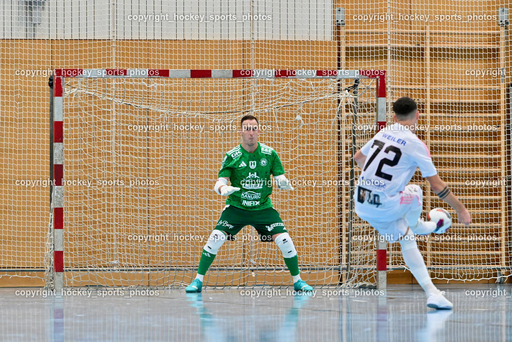 Carinthia Flamengo Futsal Club vs. FC Ljuti Krajisnici | #24 Dominik Hemmelmayer FC Ljuti Krajisnici, #72 Armin Kahvedzic Carinthia Flamengo, 7.Meter, Carinthia Flamengo Futsal Club vs. FC Ljuti Krajisnici, Carinthia Flamengo Fusal Club vs. FC Ljuti Krajisnici am 12.10.2025 in Klagenfurt (Ballspielhalle Viktring), Austria, (Photo by Bernd Stefan)