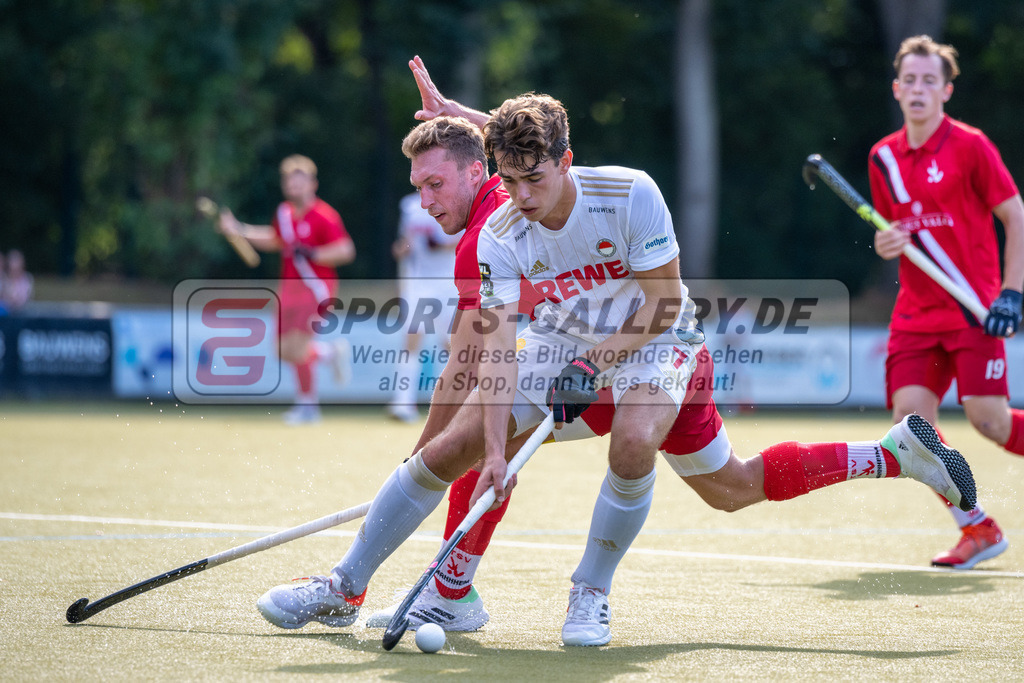 SFE_20220903_0133 | Fabio Seitz ( Rot-Weiss Köln #7 )  ; 1. Bundesliga Hockey Herren Rot-Weiss Köln - TSV Mannheim am 03.09.2022 in Köln (KTHC Stadion Rot-Weiss Köln Tennis and Hockey Club), Photo: Stephan Fehrmann 2022 (Sports-Gallery)