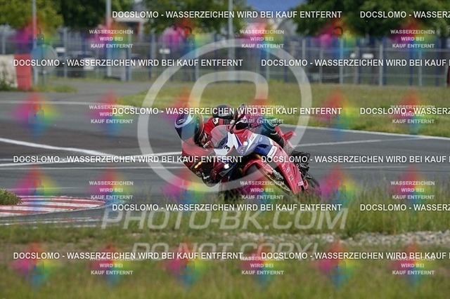 2025_05_29_PBK_14336 | Sportfotografie; SlowMotion; Video; Rennstrecke; Hafeneger; RSE; Speer; Trackday; Motorsportarena; Hockenheimring; Brno; Most; Barcelona; Valencia, Benny; Kaetzmer;