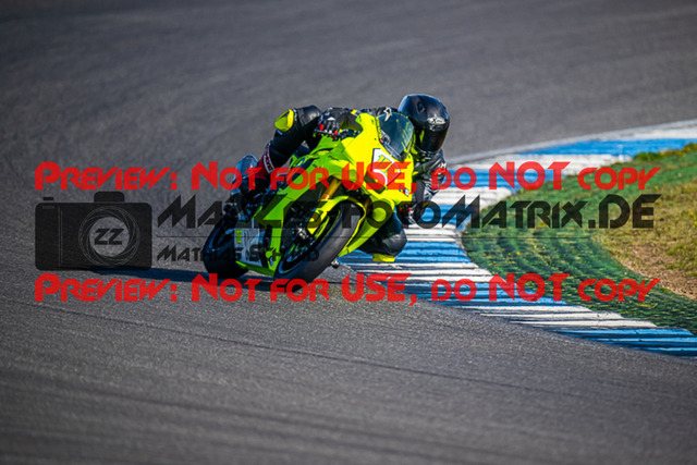 MaZZes_FotoMatrix_230410_2406 | WEISS