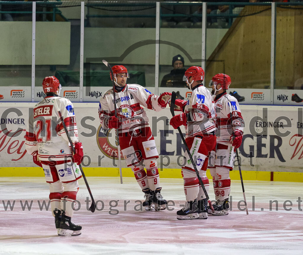 2025-09-12_064_TSV_Erding_gegen_EV_Landshut | Erding, Deutschland, 12.09.2025:Eishockey, Oberliga Süd 2025 / 2026, Testspiel, TSV Erding gegen EV Landshut, Endergebnis: 4:6David Stieler (EV Landshut, #21), Tobias Lindberg (EV Landshut, #9), David Elsner (EV Landshut, #61), Wade Bergman (EV Landshut, #48)Foto: Christian Riedel / fotografie-riedel.net
