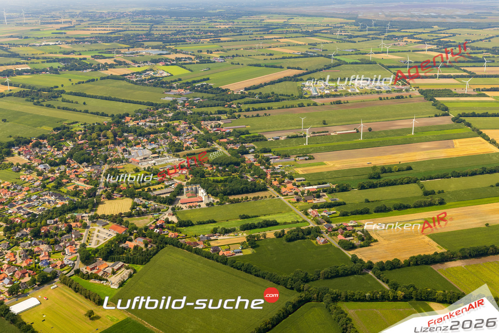 Gehlenberg Friesoythe Bild- Das Luftbild wurde 2025 vom UL-Flugzeug heraus erstellt ( keine Drohne bzw. Drohnenaufnahme ) - Hochauflösende Luftaufnahme -Nicht vergleichbar mit Google Maps oder Satelittenbilder- Die Geschenkidee !Mit Lizenz und Bildrechte bestellbar - CC