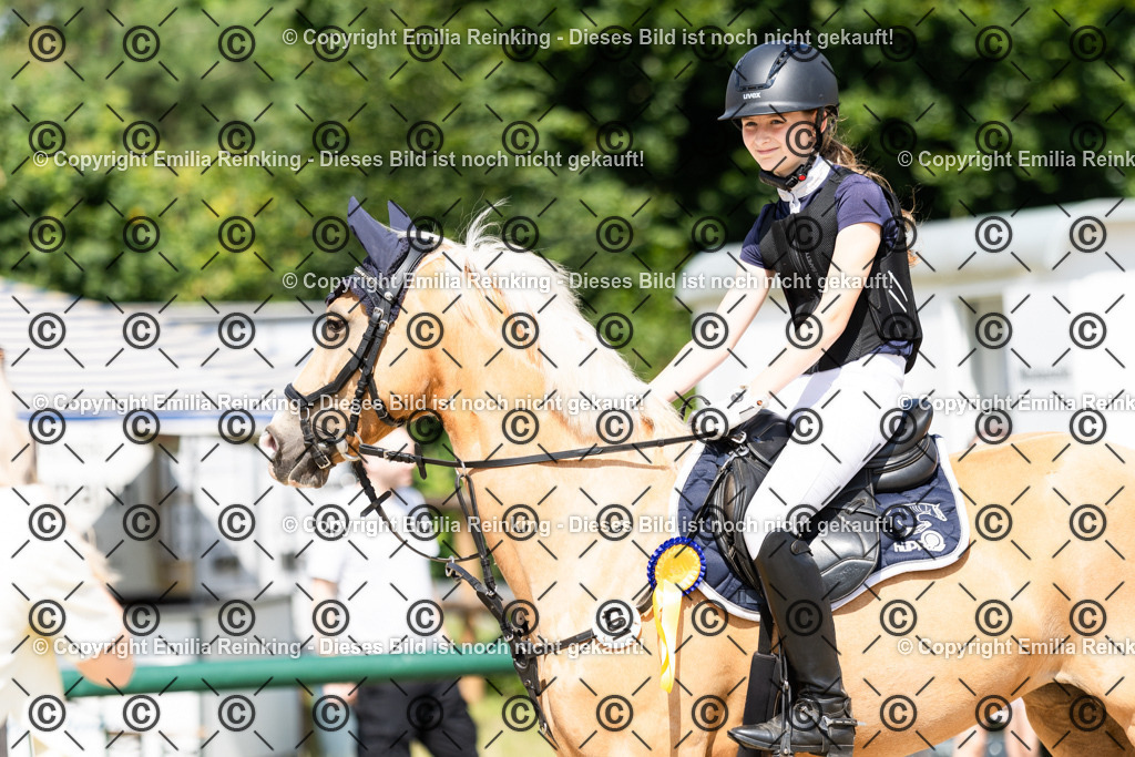 CL5A6837 | Emilia Reinking Fotografie - Realisiert mit Pictrs.com