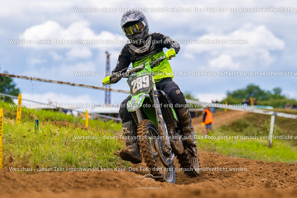 20260607_MSCParmen-0314 | Sportfotografin aus Berlin-Brandenburg mit Fokus auf Motocross. Ich halte deine sportliche Leistung und echte Emotionen auf und neben der Strecke professionell fest. Entdecke die Fotos von deinem Rennen und bestelle sie direkt hier im Shop.