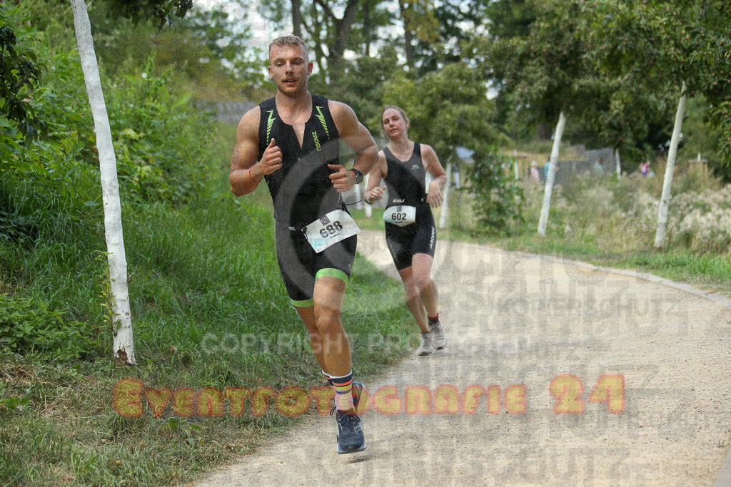 250824_1430_EX1_6486 | Sportfotografie im Rhein-Sieg Kreis, Köln, Bonn, NRW, Rheinland Pfalz, Hessen, etc. Unser Tätigkeitsfeld umfasst den Laufsport vom Volkslauf über den Marathon, Duathlon, Triathon bis zum Ultralauf wie Kölnpfad Ultra oder Schindertrail.