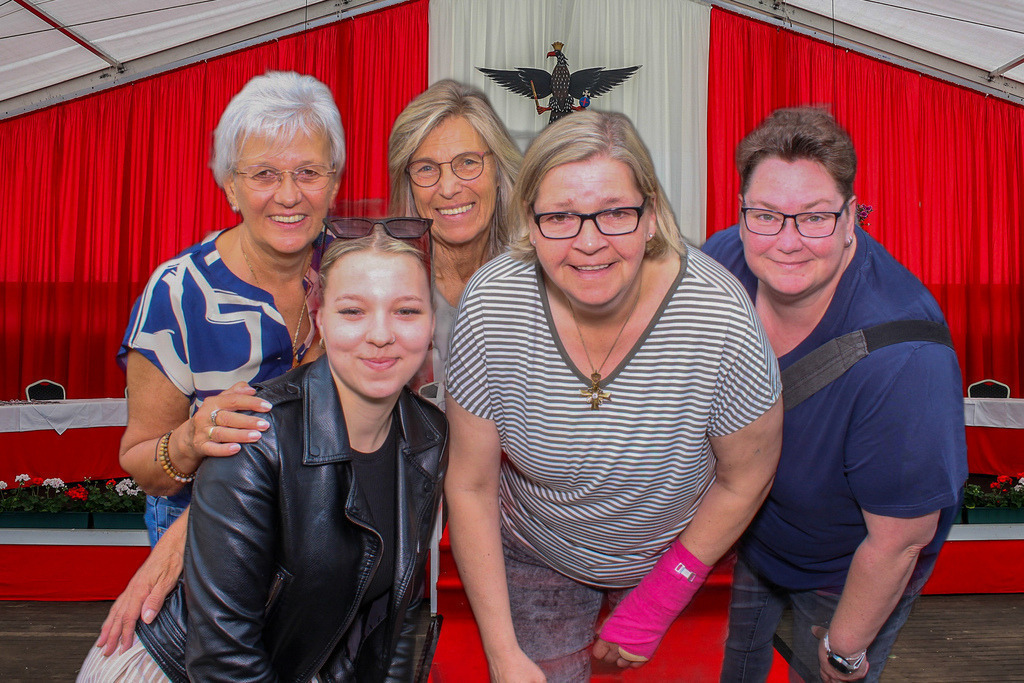 top-top.de-250601-280 | Foto, Video, Fotografie, Videografie, Fotobox, DJ, Discjockey, Musik, Musikbox, Veranstaltung, Photobooth, Amazon, Ebay, Buchtipp, Bestseller, Autor, Verlag, Buch, Wesel, Hamminkeln, NRW, Dinslaken, Rees, Drohne, Hochzeit, Party, Fotobox, Wesel, Fotograf