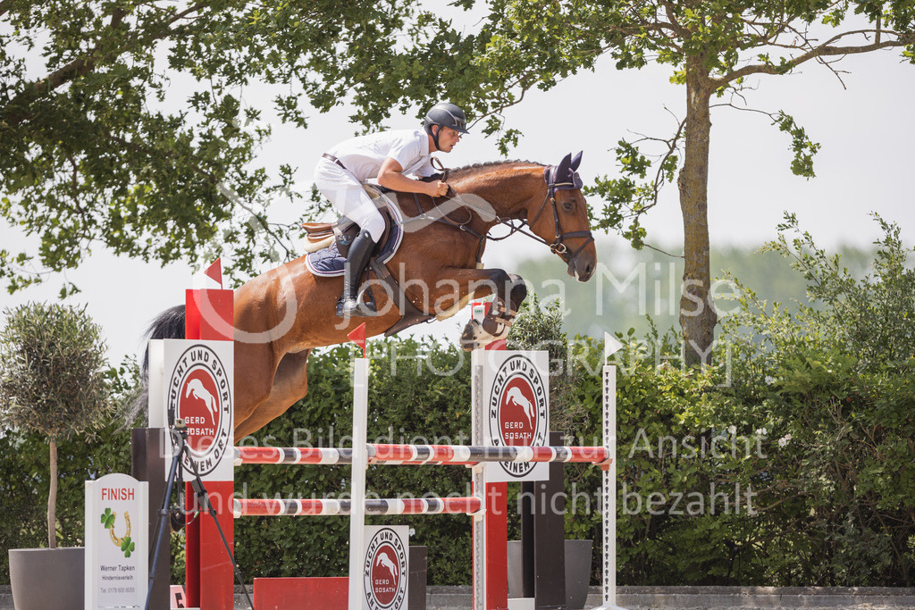 230616_Lemwerder_Springpf-L2-604 | Deine schönsten Turniermomente als professionelle Fotos! Entdecke hochwertige Pferdesport-Fotografie im Online-Shop. Jetzt Fotos finden & bestellen!