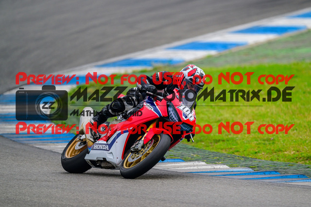 MaZZes_FotoMatrix_240521_6007705_1527 | ROT