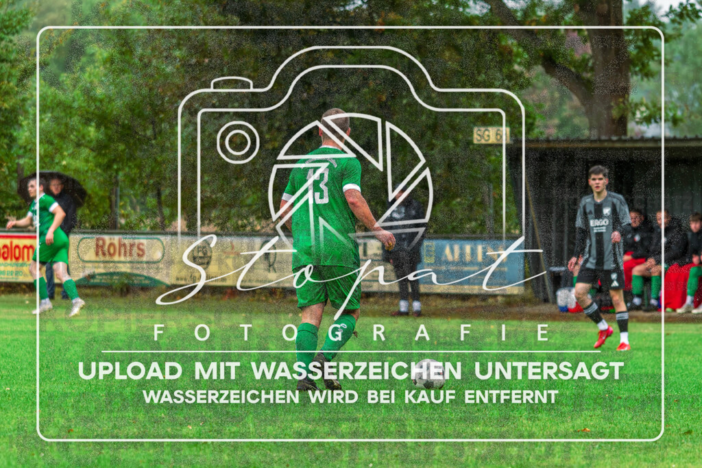 SGWFGFS-1071 | Tjark Landversicht (SG Wintermoor/Schuelern #13) beim Herren Kreisliga HK Spiel zwischen SG Schulern/Wintermoor und FG Fulde-Stellichte im Stadion Wintermoor, Schneverdingen (Simon Paul Stopat) - Realisiert mit Pictrs.com