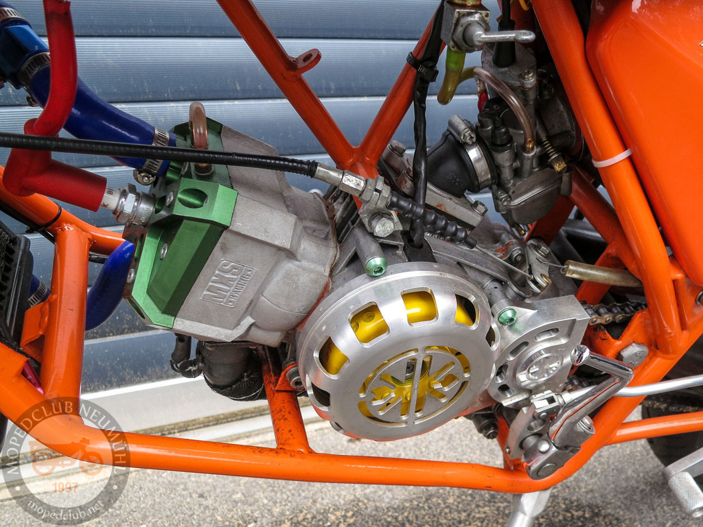 MopedmuseumNeumühl_151023_004 | Bildergalerie von Sport-Ereignissen aber auch von weiteren spannenden Dingen - nicht nur vom Niederrhein. In Anlehnung an den bekannten Spruch von Hanns Dieter Hüsch heißt das Motto: "Niederrhein ist überall".  - Realisiert mit Pictrs.com