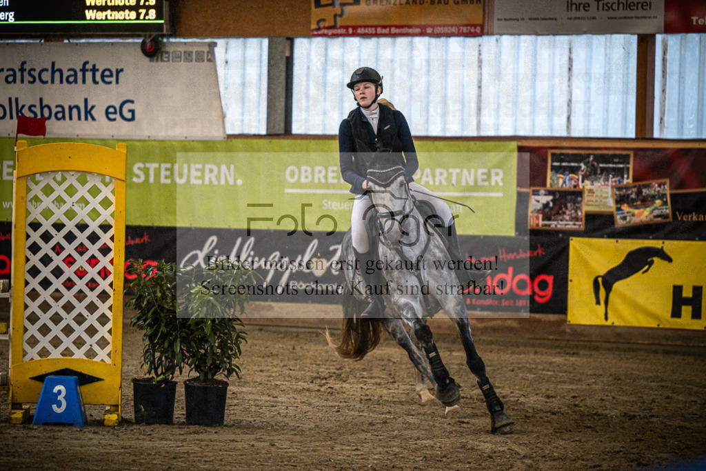 DOS_1893 | Entdecke hochwertige Reitturnierfotos von Foto Oger. Professionell, emotional und authentisch – jetzt Lieblingsmomente im Shop bestellen.Deutschlandweite Turnierfotografie. - Realisiert mit Pictrs.com