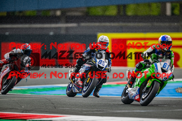 MaZZes_FotoMatrix_240421_6007705_8950 | SSP600