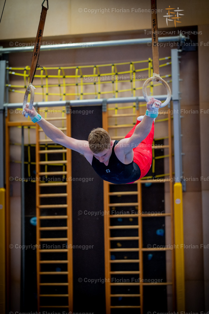 Promo-17 | "Fussifoto.com – Ihr Ansprechpartner für hochwertige Fotografie! Entdecken Sie kreative Bilder und professionelle Dienstleistungen. Kontaktieren Sie uns für Ihre Projekte!"