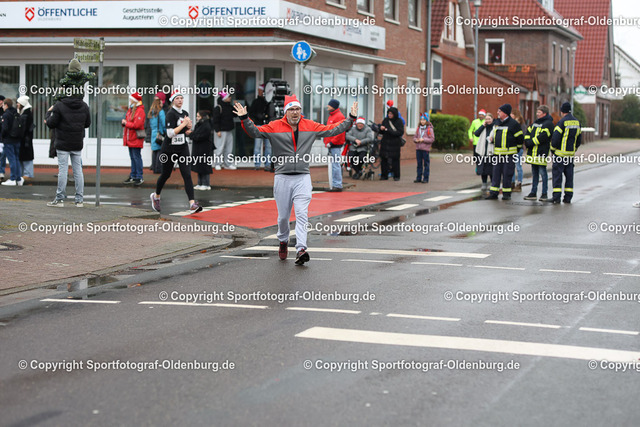 WMLA2052 | Bildershop "Sportfotograf-Oldenburg" mit Fotos von Sportevents in Oldenburg und Umzu. - Realisiert mit Pictrs.com