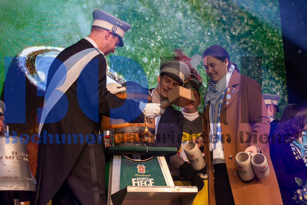 JEM_ZAPMAI20250424-19 | bond - Realisiert mit Pictrs.com