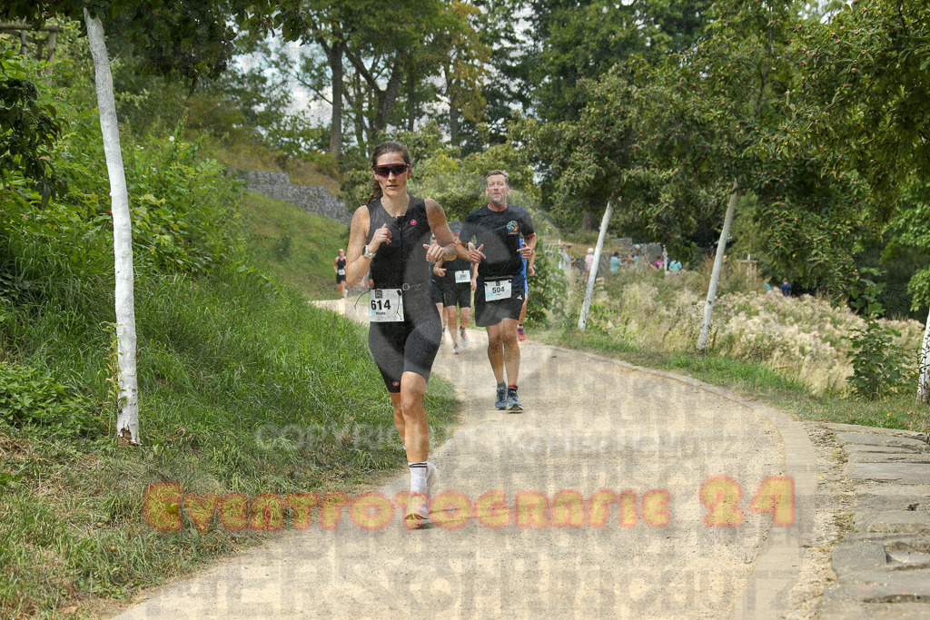250824_1416_EX1_5619 | Sportfotografie im Rhein-Sieg Kreis, Köln, Bonn, NRW, Rheinland Pfalz, Hessen, etc. Unser Tätigkeitsfeld umfasst den Laufsport vom Volkslauf über den Marathon, Duathlon, Triathon bis zum Ultralauf wie Kölnpfad Ultra oder Schindertrail.