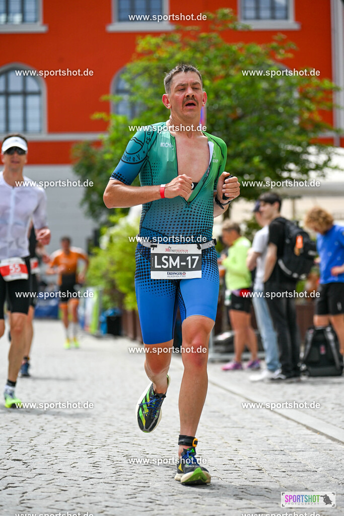 SZI_6420 | Stadttriathlon Erding 2025. #yourpictrs #sportshot_your_pictrs @Sportshotphotography #stadttriathlonerding Copyright: www.sportshot.de