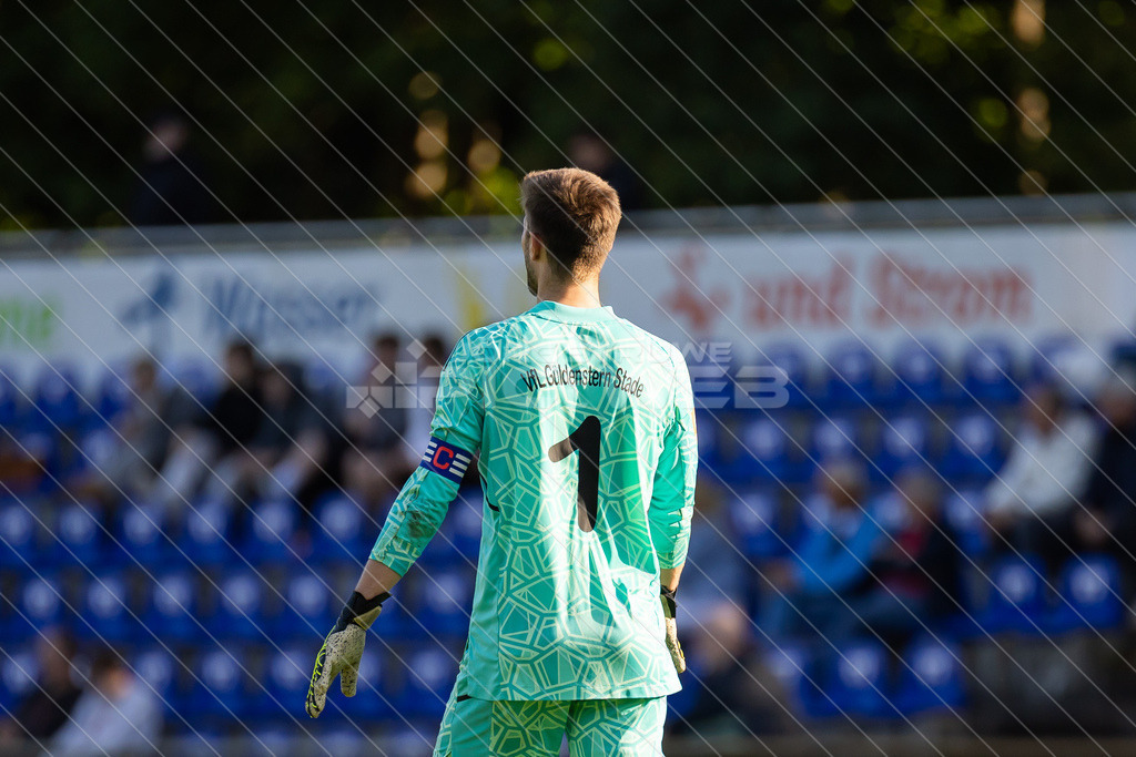 20250928_Picselweb-Fotografie_1R3_2370 | Spielszenen aus dem Spiel VfL Güldenstern Stade - Rotenburger SV. Ergebnis 0:3 - Realisiert mit Pictrs.com