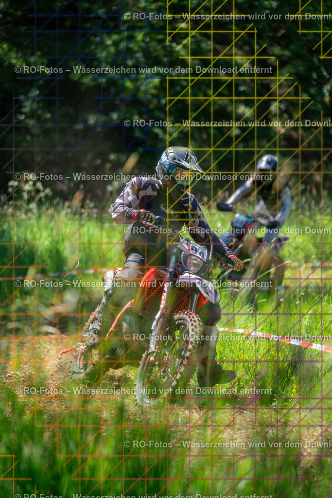Wolfshausen 2 Lauf -385 | Sportfotografie von RO-Fotos: Motorsport, Motocross, Enduro, Laufveranstaltungen und Triathlon. Professionelle Fotos von Sportlern und Events. - Realisiert mit Pictrs.com