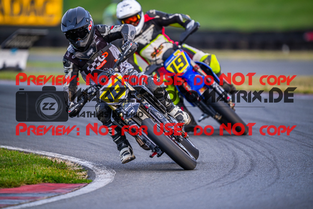 MaZZes_FotoMatrix_231001_7499 | S1