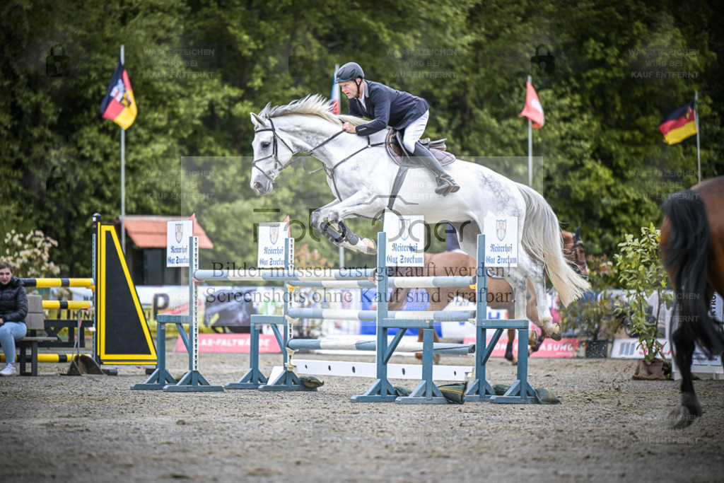 DOS_1988 | Entdecke hochwertige Reitturnierfotos von Foto Oger. Professionell, emotional und authentisch – jetzt Lieblingsmomente im Shop bestellen. - Realisiert mit Pictrs.com