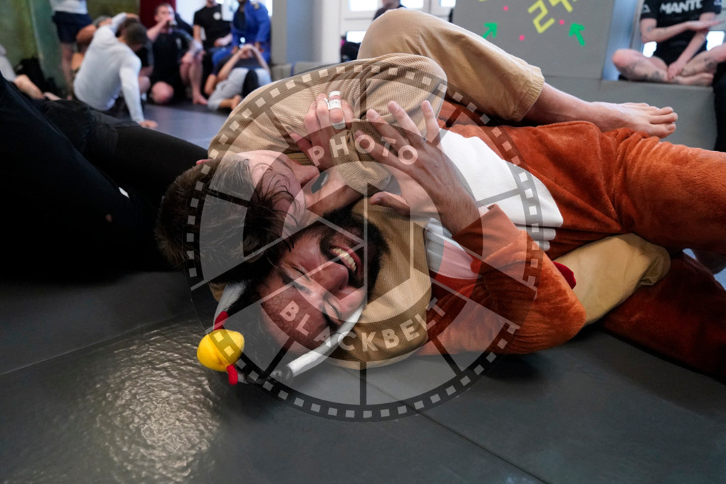 20240413PBB7468 | Fighters compete during the Grapplethon 24hours of rolling for a reason in Hamburg, Germany, on April 13, 2024.