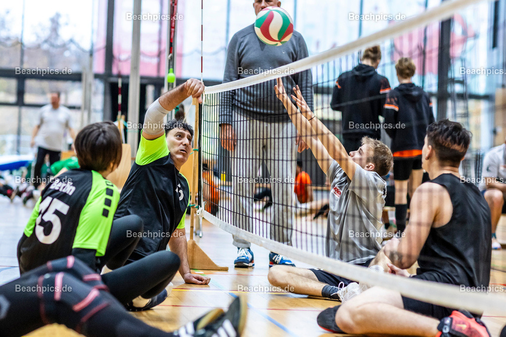 2024-00111449-3-Icke-Cup-Berlin |  16.11.2024; Berlin Foto: Gerold Rebsch - www.beachpics.de