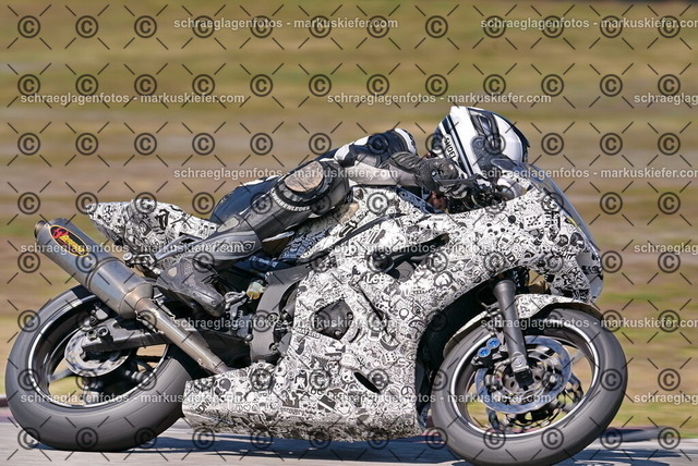 26bt05-0354 | markuskiefer.com - Realisiert mit Pictrs.com