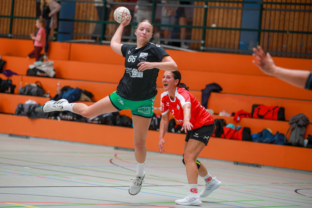 Rheinhausen-Lobberich_Plus_310825_041 | Bildergalerie von Sport-Ereignissen aber auch von weiteren spannenden Dingen - nicht nur vom Niederrhein. In Anlehnung an den bekannten Spruch von Hanns Dieter Hüsch heißt das Motto: "Niederrhein ist überall".  - Realisiert mit Pictrs.com