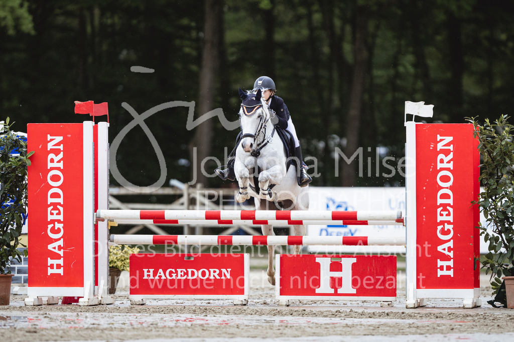 240504_PonyTrophy-141 | Deine schönsten Turniermomente als professionelle Fotos! Entdecke hochwertige Pferdesport-Fotografie im Online-Shop. Jetzt Fotos finden & bestellen!