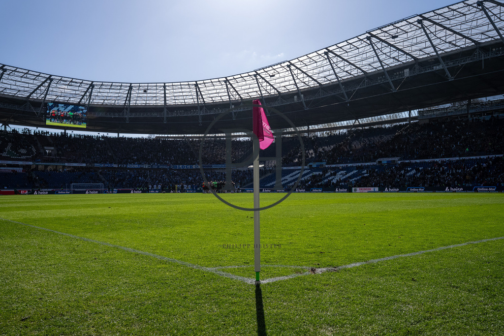 Hannover 96 vs 1. FC Magdeburg – 2. Bundesliga – 29.03.2025 | Szene aus dem 2. Bundesliga-Spiel des 27. Spieltags zwischen Hannover 96 und dem 1. FC Magdeburg am 29. März 2025 in der Heinz von Heiden Arena in Hannover. Endstand: 0:0. Fotografiert von Philipp Heist. - Realisiert mit Pictrs.com