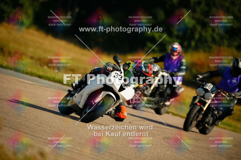 _MOT5684 | Hier findet Ihr Bilder von Touristenfahrten auf der Nürburgring Nordschleife oder von anderen Veranstaltungen die ich besucht habe. Viel Spass beim Durch Schauen 