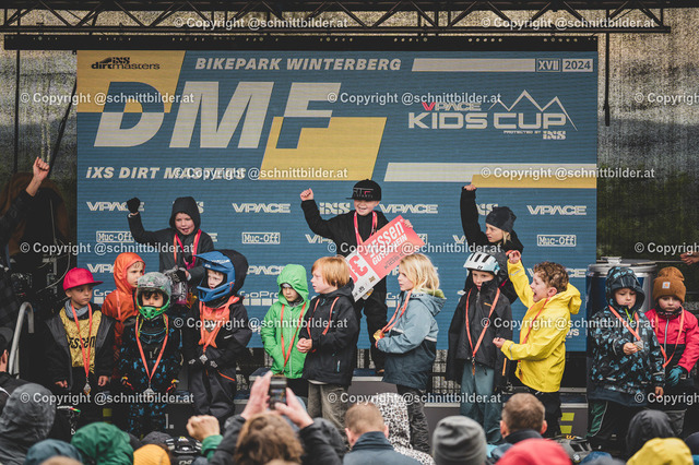 iXS_Dirtmasters_VPACE_Kids_Cup_schnittbilder_Folgenummer (1) | schnittbilder - Realisiert mit Pictrs.com