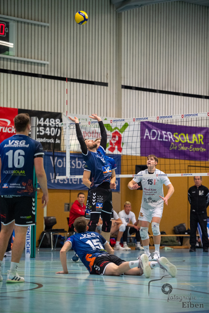 VSG Ammerland-Oldenburger TB | Regionalliga; VSG Ammerland (blau)-Oldenburger TB (weiß) am 18.01.2025 in Bad Zwischenahn (Sporthalle Schilldestraße ), Photo: Philip Eiben 2025 - Realisiert mit Pictrs.com