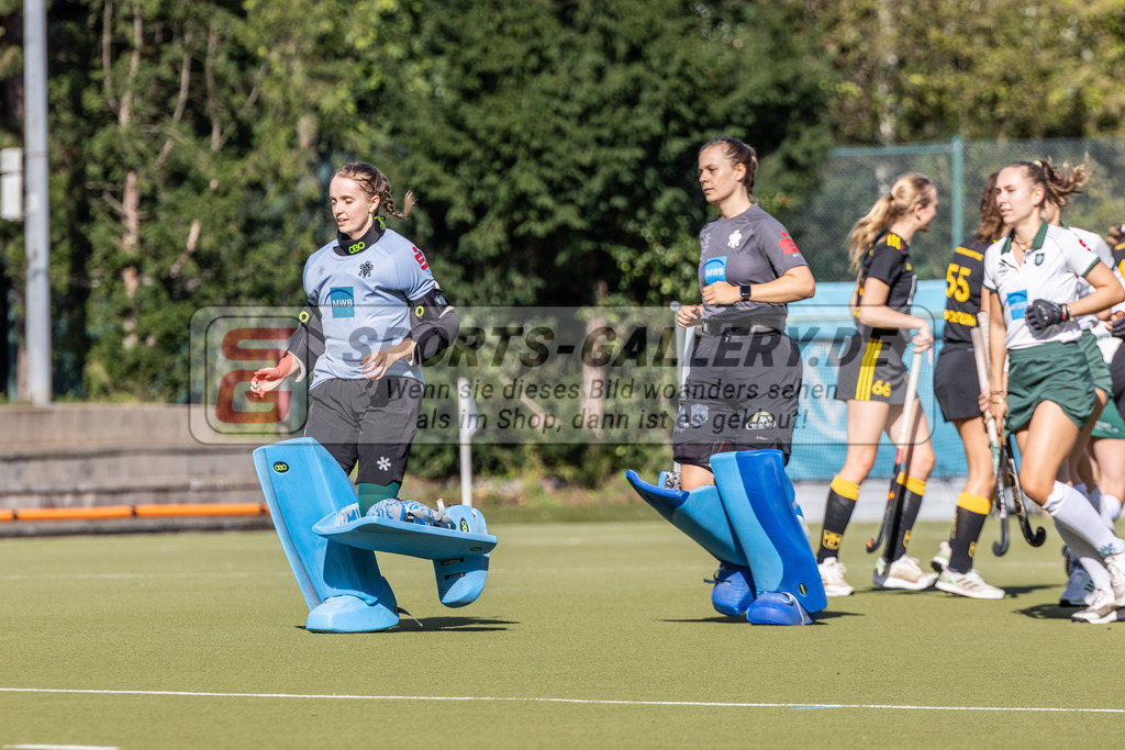 MJ_01.10.2023_F_UHTC-HTHC-2 | Finja Stark (Uhlenhorst Mülheim #9), Uhlenhorst Mülheim - Harvestehuder THC am 1.10.2023 im Waldstadion, Mülheim a. d. Ruhr