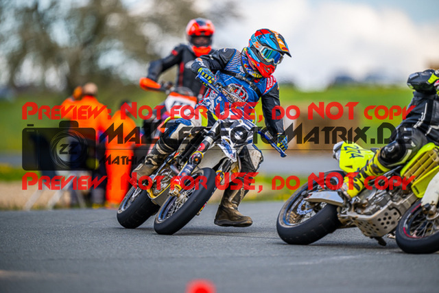 MaZZes_FotoMatrix_230506_2-592 | S4