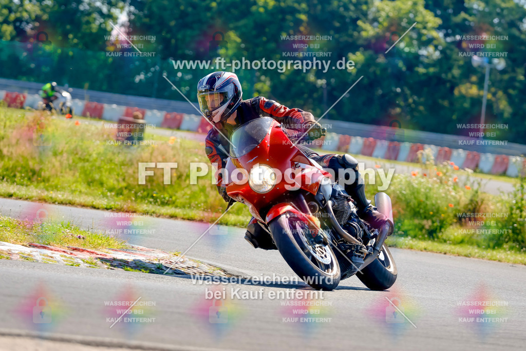 _MOT9086 | Hier findet Ihr Bilder von Touristenfahrten auf der Nürburgring Nordschleife oder von anderen Veranstaltungen die ich besucht habe. Viel Spass beim Durch Schauen 