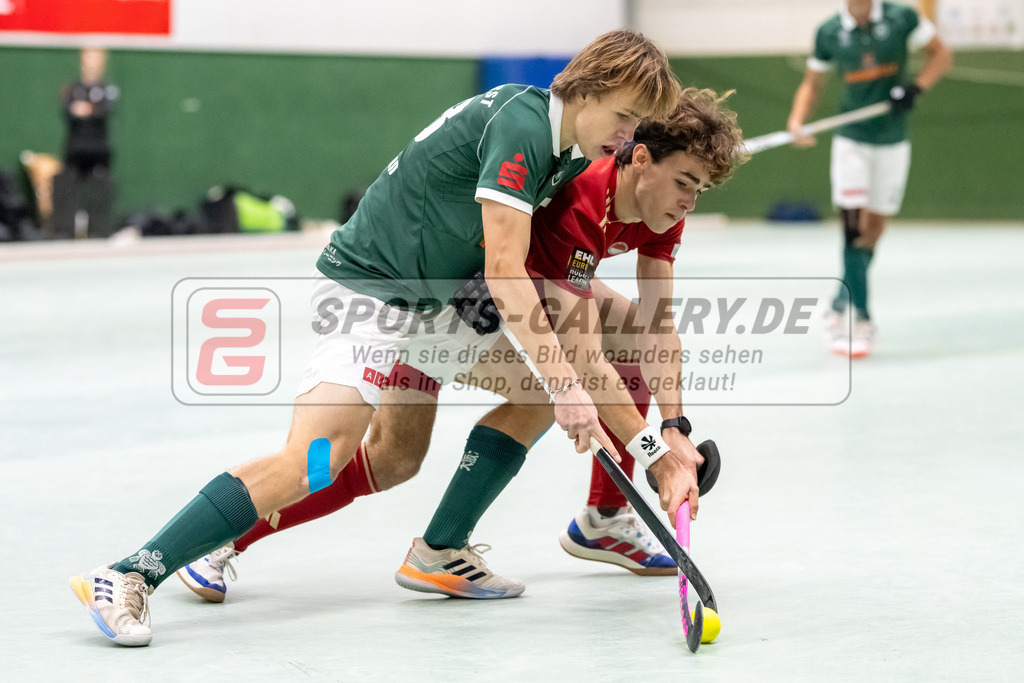 SFE_20241201_0007 | Köln, Deutschland, 01.12.2024:  Hockey 1. Bundesliga Herren Rot-Weiss Köln - HTC Uhlenhorst im KTHC Stadion Rot-Weiss Köln Tennis and Hockey Club am 01.12.2024 in Köln, Deutschland. (Foto von Stephan Fehrmann)Köln, Germany, 01.12.2024: Hockey 1. Bundesliga Herren Rot-Weiss Köln - HTC Uhlenhorst in KTHC Stadion Rot-Weiss Köln Tennis and Hockey Club at 01.12.2024 in Köln, Deutschland. (Foto from Stephan Fehrmann)