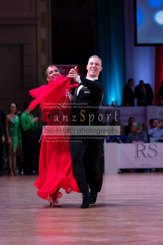 20240706_WDSF_RS_Std_10248 | Tanzsportbilder, Standardtanz, Lateintanz, WDSF, DTV, LTVB, dancecomp, goc, hessen tanzt, blaues band der spree, walzer, tango, wiener walzer, slowfox, quickstepp, samba, rumba, cha-cha-cha, paso doble. jive, hd-kroft photography, turniertanzsport