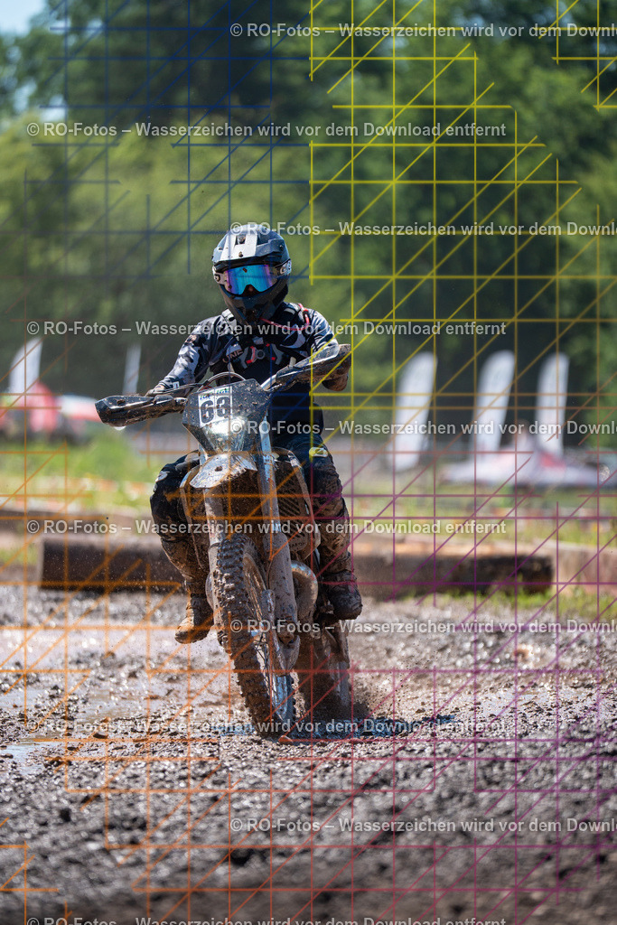 1 Lauf Schlüchtern IGE 2026-615 | Sportfotografie von RO-Fotos: Motorsport, Motocross, Enduro, Laufveranstaltungen und Triathlon. Professionelle Fotos von Sportlern und Events. - Realisiert mit Pictrs.com