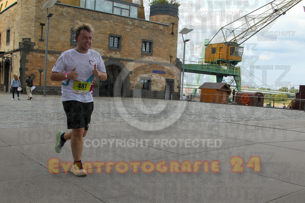 250920_1531_EV4_9028 | Sportfotografie im Rhein-Sieg Kreis, Köln, Bonn, NRW, Rheinland Pfalz, Hessen, etc. Unser Tätigkeitsfeld umfasst den Laufsport vom Volkslauf über den Marathon, Duathlon, Triathon bis zum Ultralauf wie Kölnpfad Ultra oder Schindertrail.
