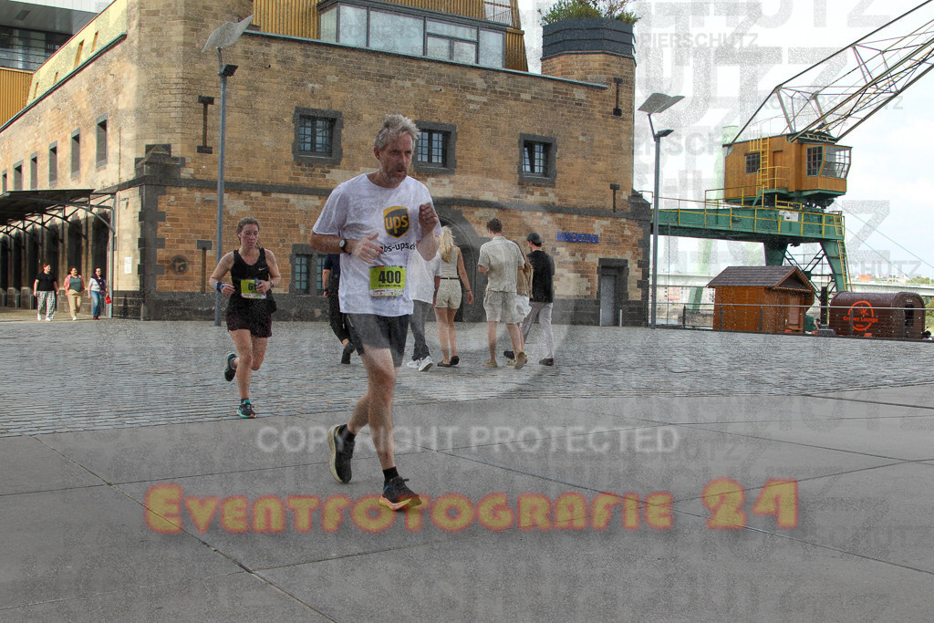 250920_1538_EV4_9330 | Sportfotografie im Rhein-Sieg Kreis, Köln, Bonn, NRW, Rheinland Pfalz, Hessen, etc. Unser Tätigkeitsfeld umfasst den Laufsport vom Volkslauf über den Marathon, Duathlon, Triathon bis zum Ultralauf wie Kölnpfad Ultra oder Schindertrail.