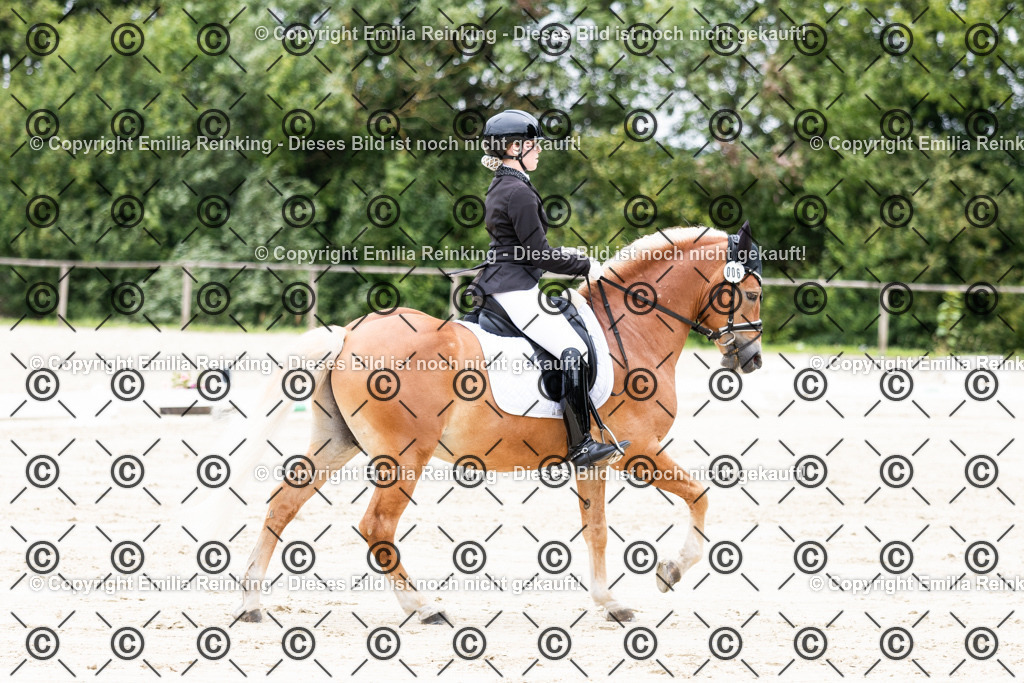 CL5A3096 | Emilia Reinking Fotografie - Realisiert mit Pictrs.com