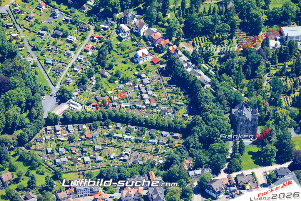 Die Luftaufnahme der Stadt Sonneberg wurde vom UL-Flugzeug heraus erstellt ( keine Drohne )- hohe Auflösung für beste Qualität