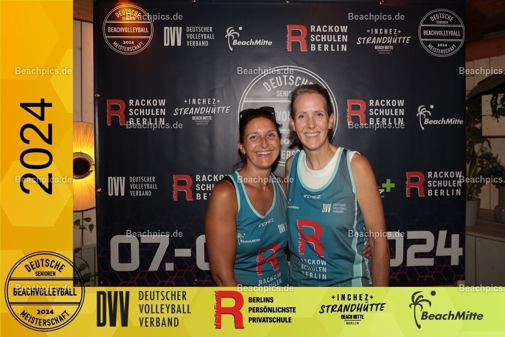 20240906_193309_347 | Sie befinden sich nun in der Bildergalerie von Beachpics.de. Sie können einzelne Bilder als Abzug, digital oder als spezielle Produkte erwerben.
Die Auswahl sehen sie, wenn sie unter dem gewünschten Bild auf Bestellen klicken!
Haben sie spezielle Wünsche,