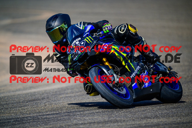 MaZZes_FotoMatrix_240910_6007705_1772 | WEISS