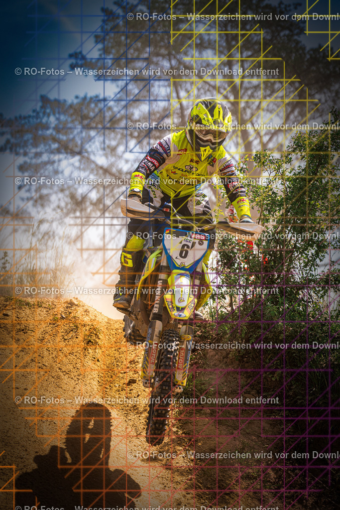 Niederwürzbach 2 Lauf-1640 | Sportfotografie von RO-Fotos: Motorsport, Motocross, Enduro, Laufveranstaltungen und Triathlon. Professionelle Fotos von Sportlern und Events. - Realisiert mit Pictrs.com