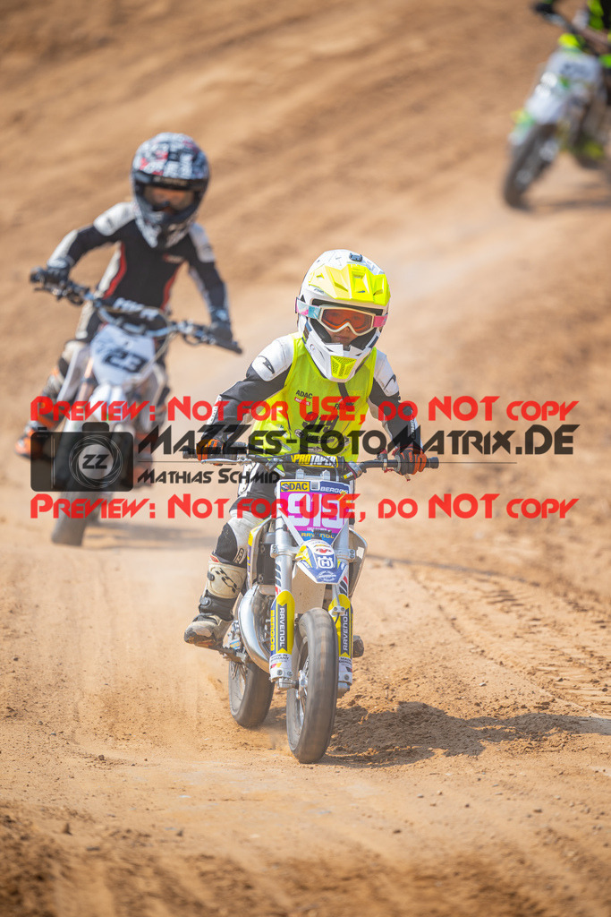 MaZZes-Fotomatrix-20260816-615332 | ROOKIES