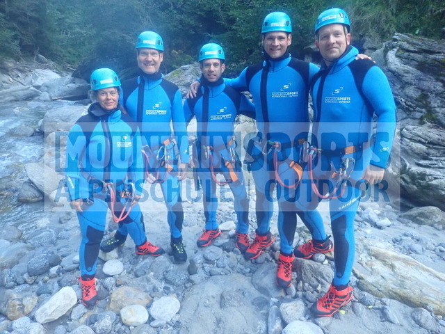 P2010002 | Bestelle die Bilder deines Berg- oder Wasser-Abenteuers mit Mountain Sports bequem von zu Hause aus direkt über unseren Online Fotoshop von pictrs.com. - Realisiert mit Pictrs.com