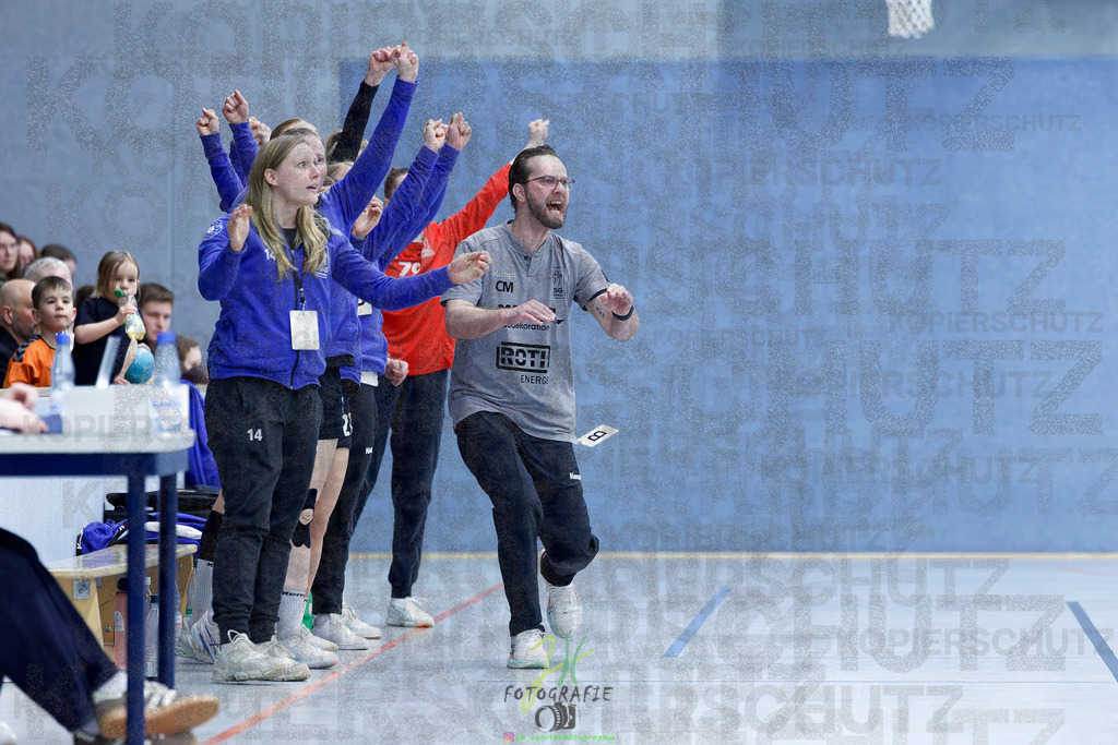 Handball Frauen Oberliga Mitte, HSG Eibelshausen/Ewersbach - HSG Lumdatal | Handball Frauen Oberliga Mitte, HSG Eibelshausen/Ewersbach - HSG Lumdatal am 21.02.2026 in Dietzhölztal-Steinbrücken (Sporthalle am Hammerweiher)Photo © 2026 - Jörg Heinrich - Realisiert mit Pictrs.com